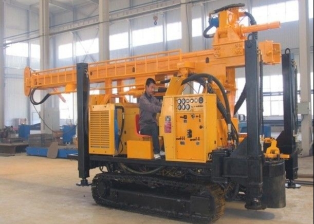 Crawler Water Well Drilling Rig SNR-350B Drilling Capacity 110m