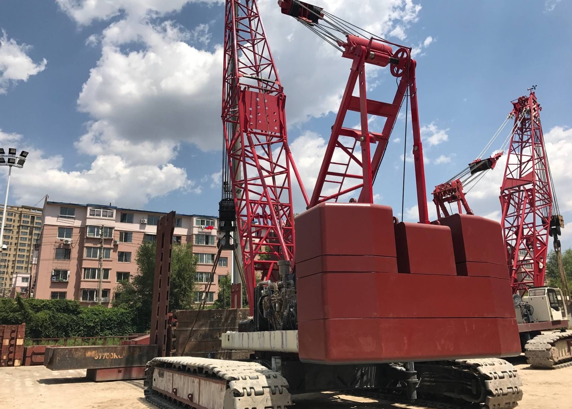37t High Performance Hydraulic Mobile Crane With 3.2km / h Travel Speed Max. Lifting Capacity 25 T